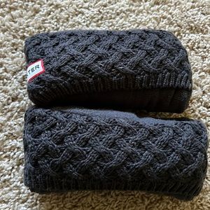 Never been used Hunter Wellies socks for tall rain boot. Knit top.